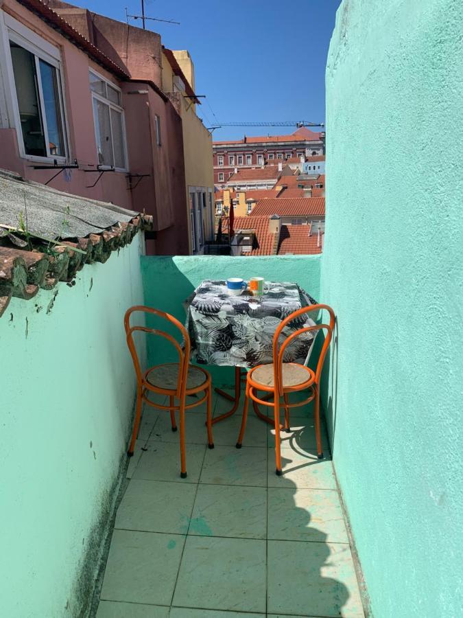 Guesthouse Pena Lisbona Esterno foto