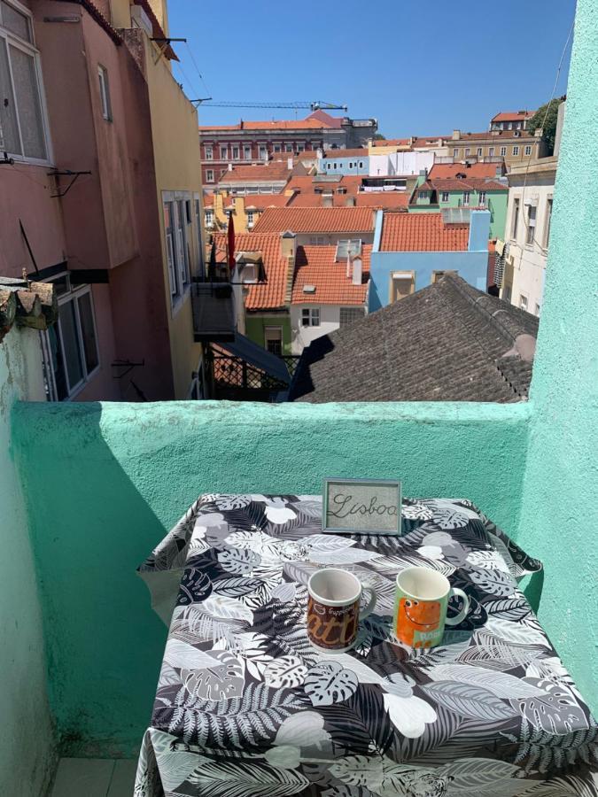 Guesthouse Pena Lisbona Esterno foto